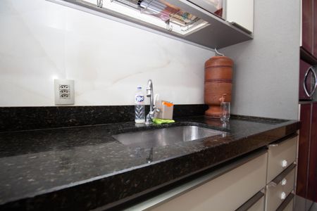 Apartamento para alugar com 65m², 2 quartos e 1 vagaCozinha e Área de Serviço