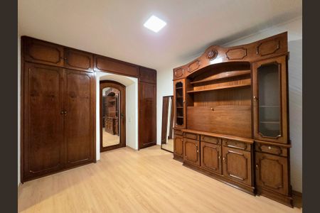 Apartamento à venda com 172m², 3 quartos e 2 vagasSuíte 