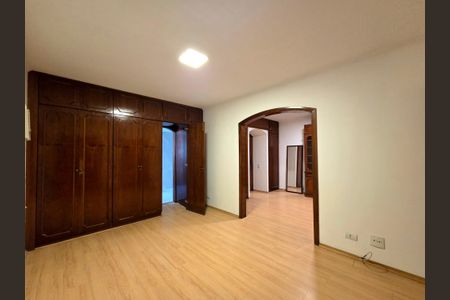 Apartamento à venda com 172m², 3 quartos e 2 vagasSuíte 