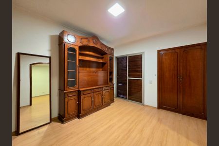 Apartamento à venda com 172m², 3 quartos e 2 vagasSuíte 