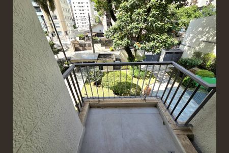 Apartamento à venda com 172m², 3 quartos e 2 vagasVaranda 1 da Suíte 