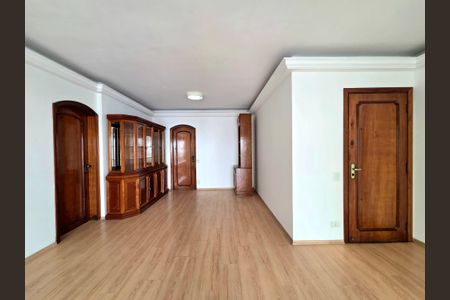 Apartamento à venda com 172m², 3 quartos e 2 vagasSala