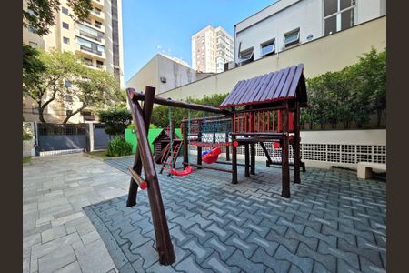 Apartamento à venda com 172m², 3 quartos e 2 vagasÁrea comum - Playground
