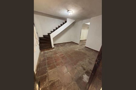 Casa à venda com 3 quartos, 111m² em Vila Camilópolis, Santo André