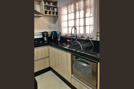 Casa à venda com 3 quartos, 190m² em Parque Sao Vicente, Santo André