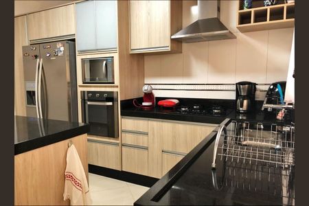 Casa à venda com 3 quartos, 190m² em Parque Sao Vicente, Santo André