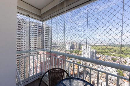 Apartamento para alugar com 74m², 3 quartos e 2 vagasVaranda