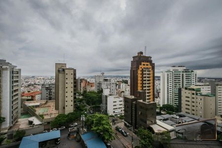 Apartamento para alugar com 128m², 3 quartos e 2 vagas