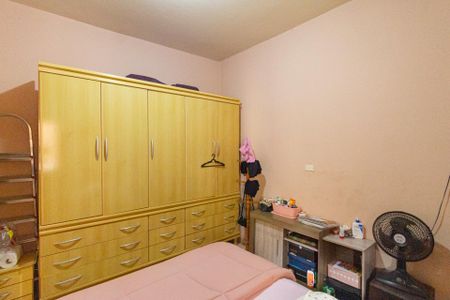 Casa à venda com 385m², 5 quartos e 2 vagasQuarto 1 - Casa 2