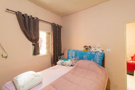 Casa à venda com 385m², 5 quartos e 2 vagasQuarto 1 - Casa 2
