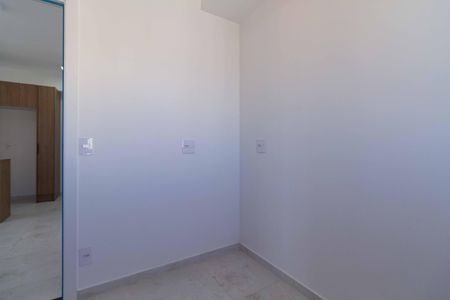 Apartamento à venda com 47m², 2 quartos e 1 vagaQuarto 2