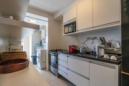 Apartamento à venda com 80m², 2 quartos e 2 vagasCozinha