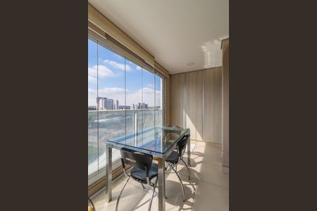 Varanda de apartamento à venda com 2 quartos, 80m² em Bethaville I, Barueri