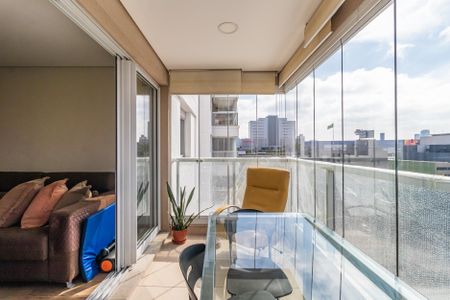 Apartamento à venda com 80m², 2 quartos e 2 vagasVaranda