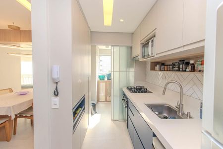 Apartamento à venda com 83m², 3 quartos e 2 vagasCCozinha e Área de Serviço