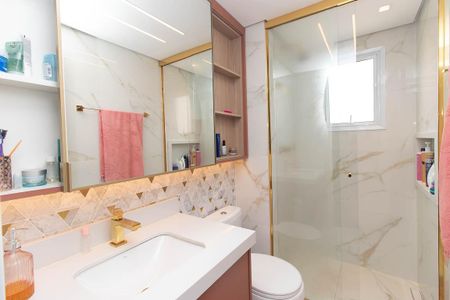 Apartamento à venda com 83m², 3 quartos e 2 vagasBanheiro da Suíte
