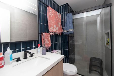 Apartamento à venda com 83m², 3 quartos e 2 vagasBanheiro Social