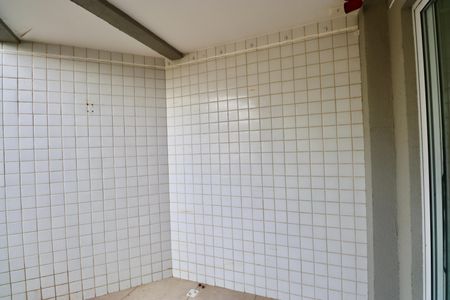 Apartamento para alugar com 120m², 2 quartos e 2 vagas Apartamento para alugar com 120m², 2 quartos e 2 vagasÁrea Garden