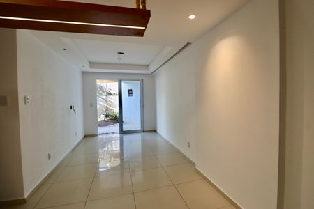 Apartamento para alugar com 120m², 2 quartos e 2 vagas Apartamento para alugar com 120m², 2 quartos e 2 vagasSala