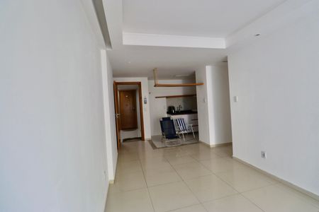 Sala de apartamento para alugar com 2 quartos, 120m² em Praia do Flamengo, Salvador