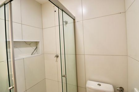 Apartamento para alugar com 120m², 2 quartos e 2 vagas Apartamento para alugar com 120m², 2 quartos e 2 vagasSuíte
