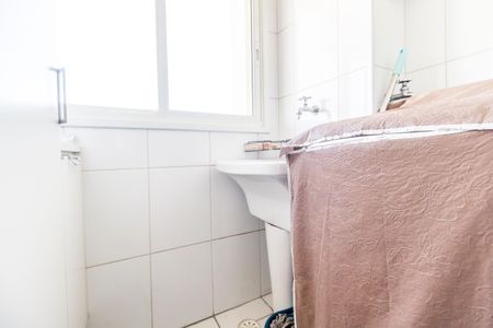 Apartamento para alugar com 58m², 2 quartos e 1 vagaÁrea de Serviço