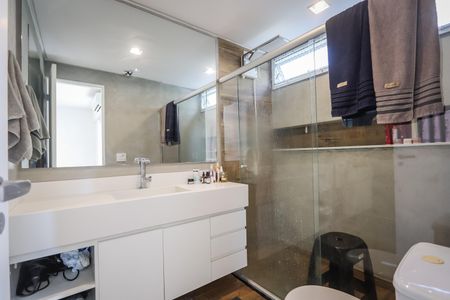 Apartamento à venda com 85m², 1 quarto e 2 vagasBanheiro da Suíte