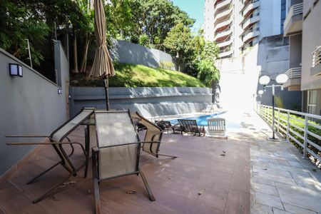 Apartamento à venda com 85m², 1 quarto e 2 vagasÁrea comum - Piscina
