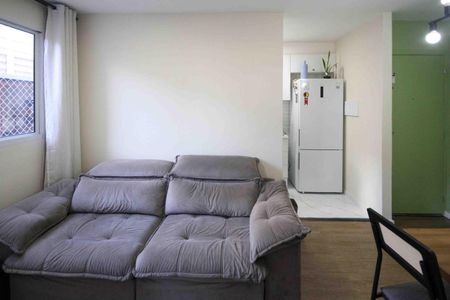 Sala de apartamento para alugar com 2 quartos, 40m² em Parque São Lourenço, São Paulo