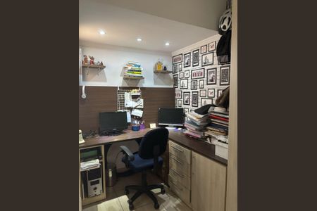 Apartamento à venda com 73m², 3 quartos e 2 vagasQuarto