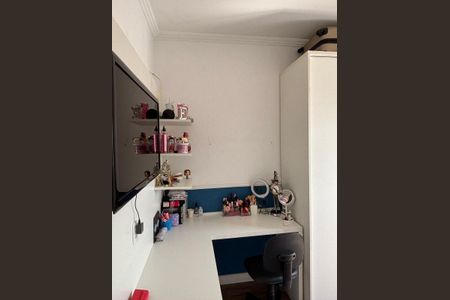 Apartamento à venda com 73m², 3 quartos e 2 vagasQuarto