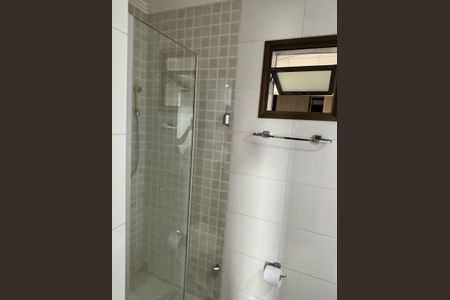 Apartamento à venda com 73m², 3 quartos e 2 vagasBanheiro 