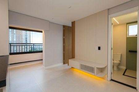 Sala de apartamento para alugar com 2 quartos, 41m² em Cidade Jardim, São Paulo