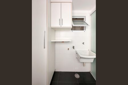 Apartamento à venda com 82m², 2 quartos e 2 vagas Apartamento à venda com 82m², 2 quartos e 2 vagasÁrea de Serviço