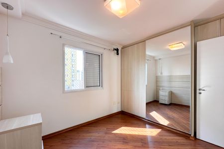 Apartamento à venda com 82m², 2 quartos e 2 vagas Apartamento à venda com 82m², 2 quartos e 2 vagasSuíte
