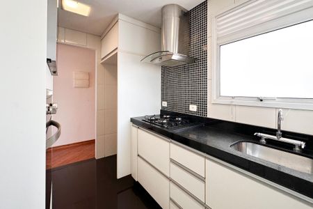Apartamento à venda com 82m², 2 quartos e 2 vagas Apartamento à venda com 82m², 2 quartos e 2 vagasCozinha