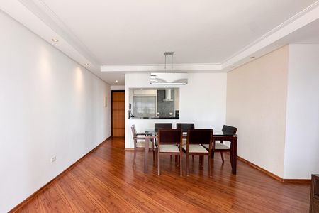 Apartamento à venda com 82m², 2 quartos e 2 vagas Apartamento à venda com 82m², 2 quartos e 2 vagasSala