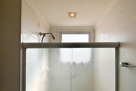 Apartamento à venda com 82m², 2 quartos e 2 vagas Apartamento à venda com 82m², 2 quartos e 2 vagasBanheiro da Suíte