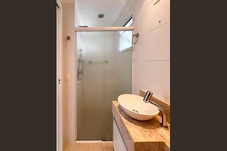 Apartamento à venda com 82m², 2 quartos e 2 vagas Apartamento à venda com 82m², 2 quartos e 2 vagasBanheiro Social