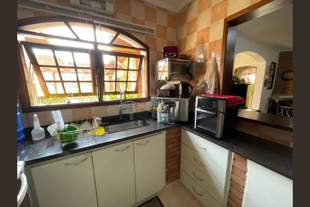 Casa de condomínio para alugar com 600m², 5 quartos e 4 vagasCozinha