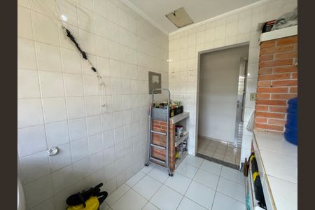 Casa de condomínio para alugar com 600m², 5 quartos e 4 vagasLavanderia