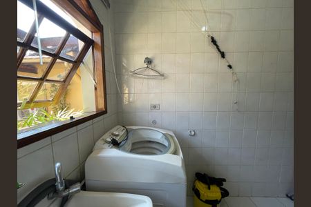 Casa de condomínio para alugar com 600m², 5 quartos e 4 vagasLavanderia