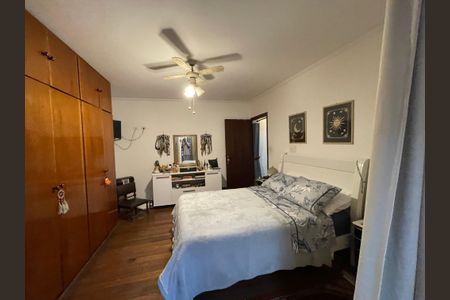 Casa de condomínio para alugar com 600m², 5 quartos e 4 vagasQuarto 2