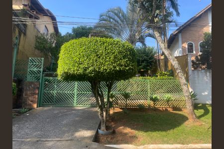 Casa de condomínio para alugar com 600m², 5 quartos e 4 vagasFachada