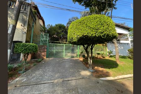 Casa de condomínio para alugar com 600m², 5 quartos e 4 vagasFachada