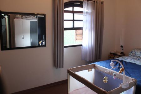 Casa de condomínio para alugar com 600m², 5 quartos e 4 vagasQuarto 1