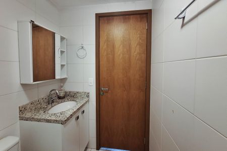 Apartamento à venda com 76m², 3 quartos e 1 vagaBanheiro Social