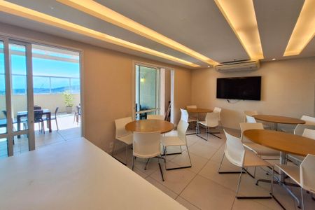 Apartamento à venda com 76m², 3 quartos e 1 vagaÁrea comum