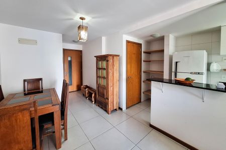 Apartamento à venda com 76m², 3 quartos e 1 vagaSala
