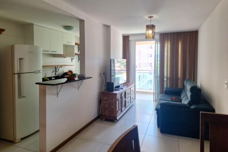 Apartamento à venda com 76m², 3 quartos e 1 vagaSala